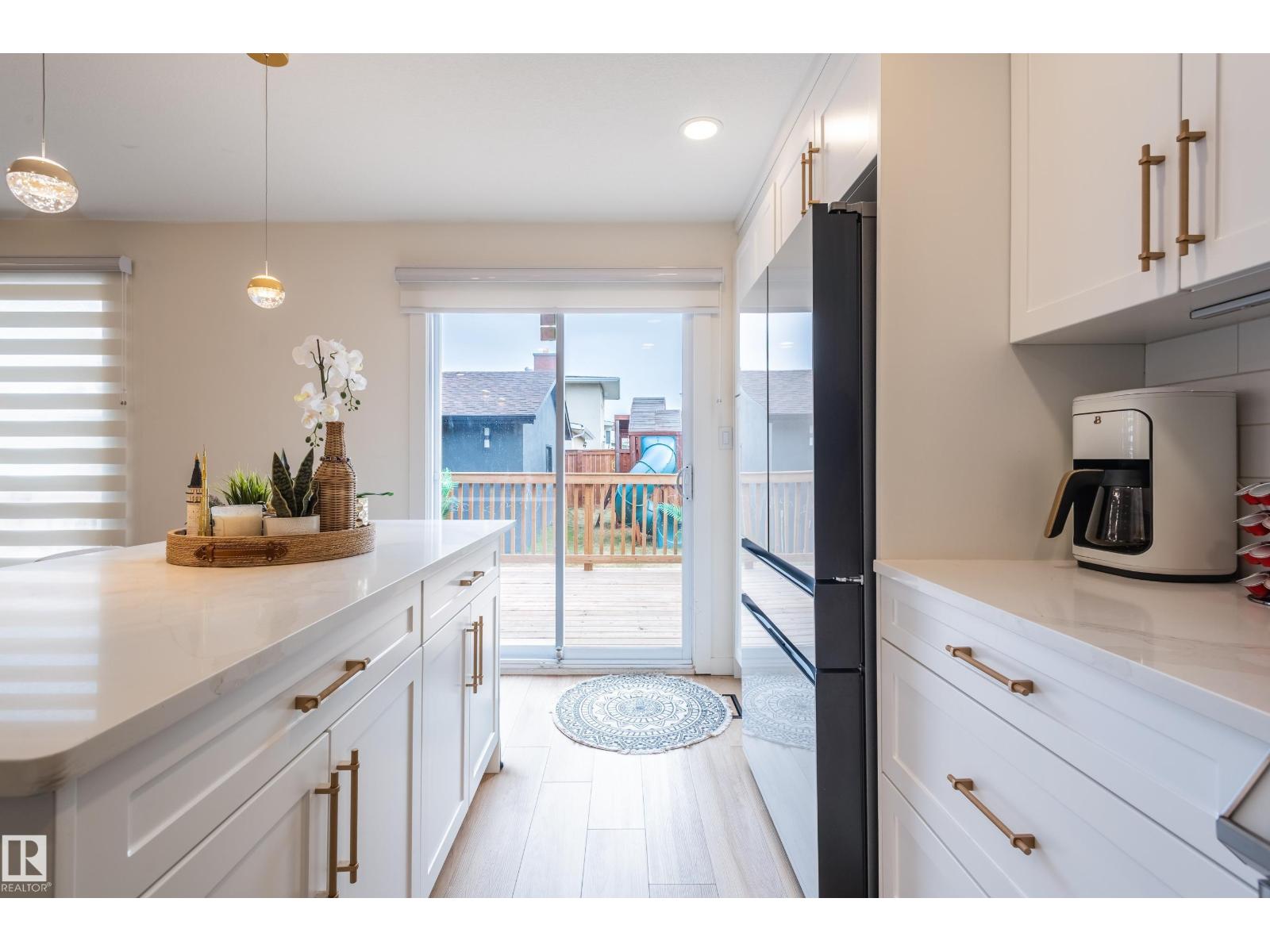 17327 106 ST NW, Edmonton