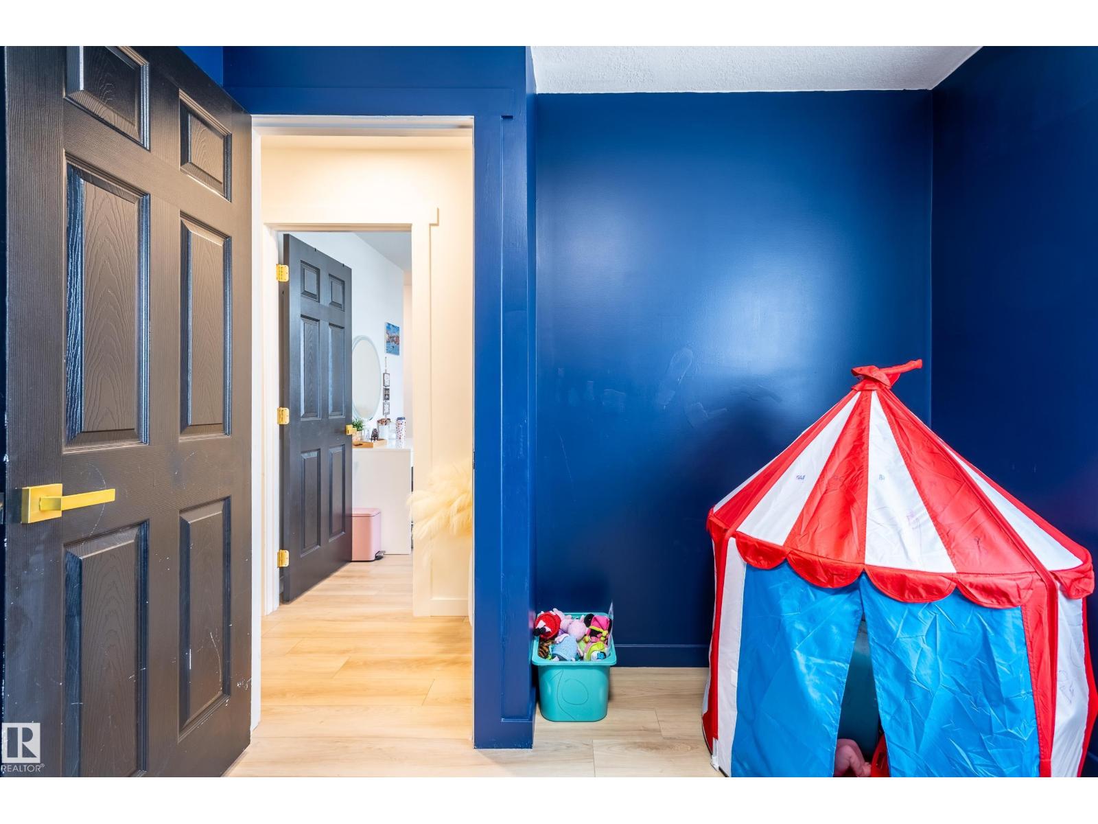 17327 106 ST NW, Edmonton