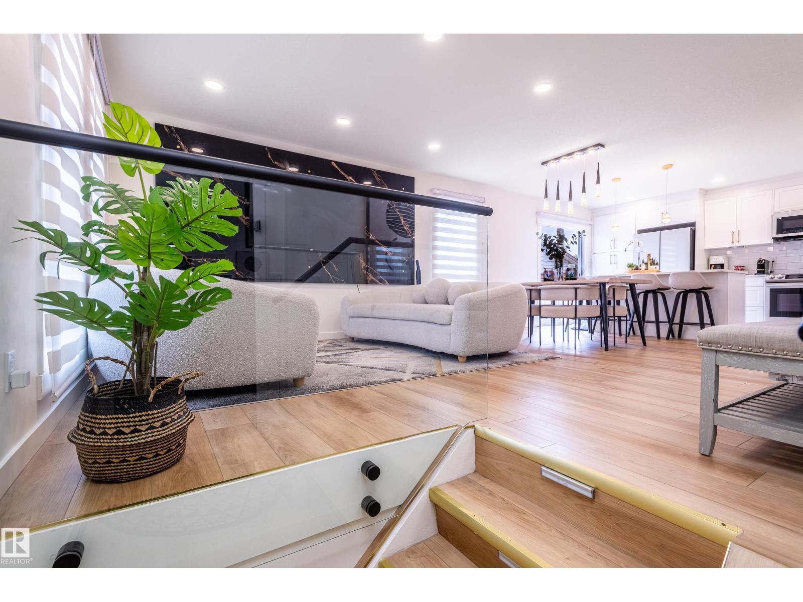 17327 106 ST NW, Edmonton