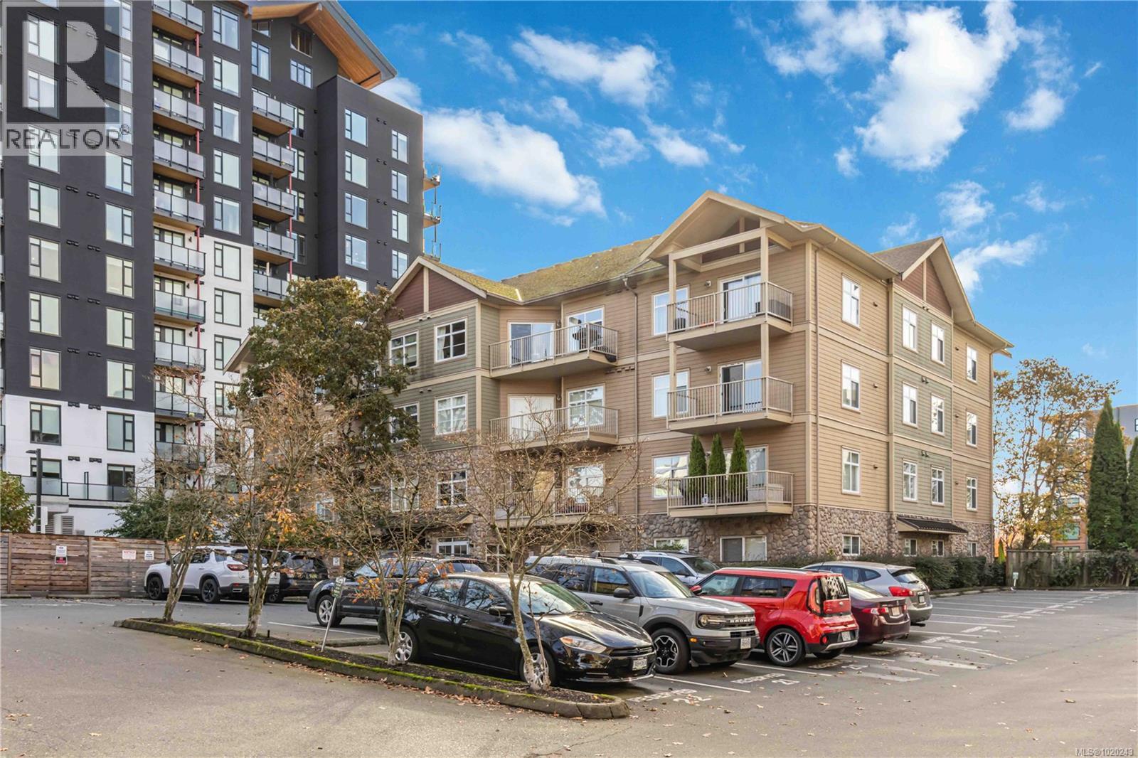 201 821 Goldstream Ave, Langford