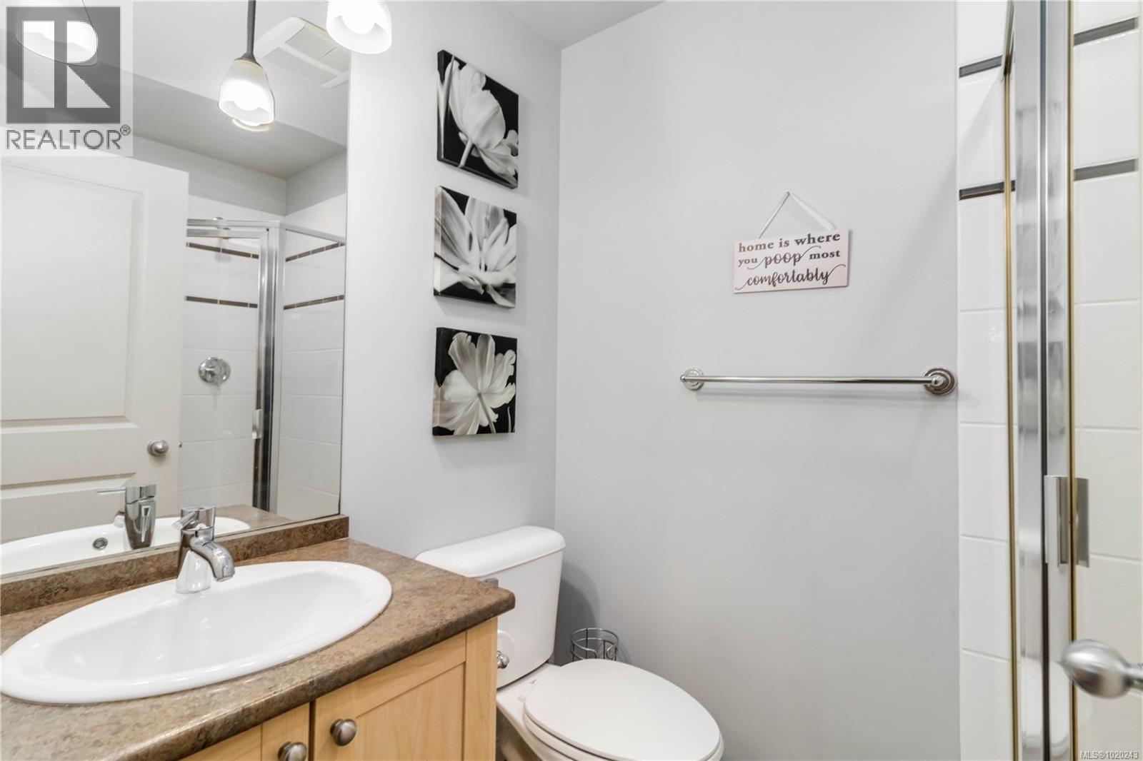 201 821 Goldstream Ave, Langford