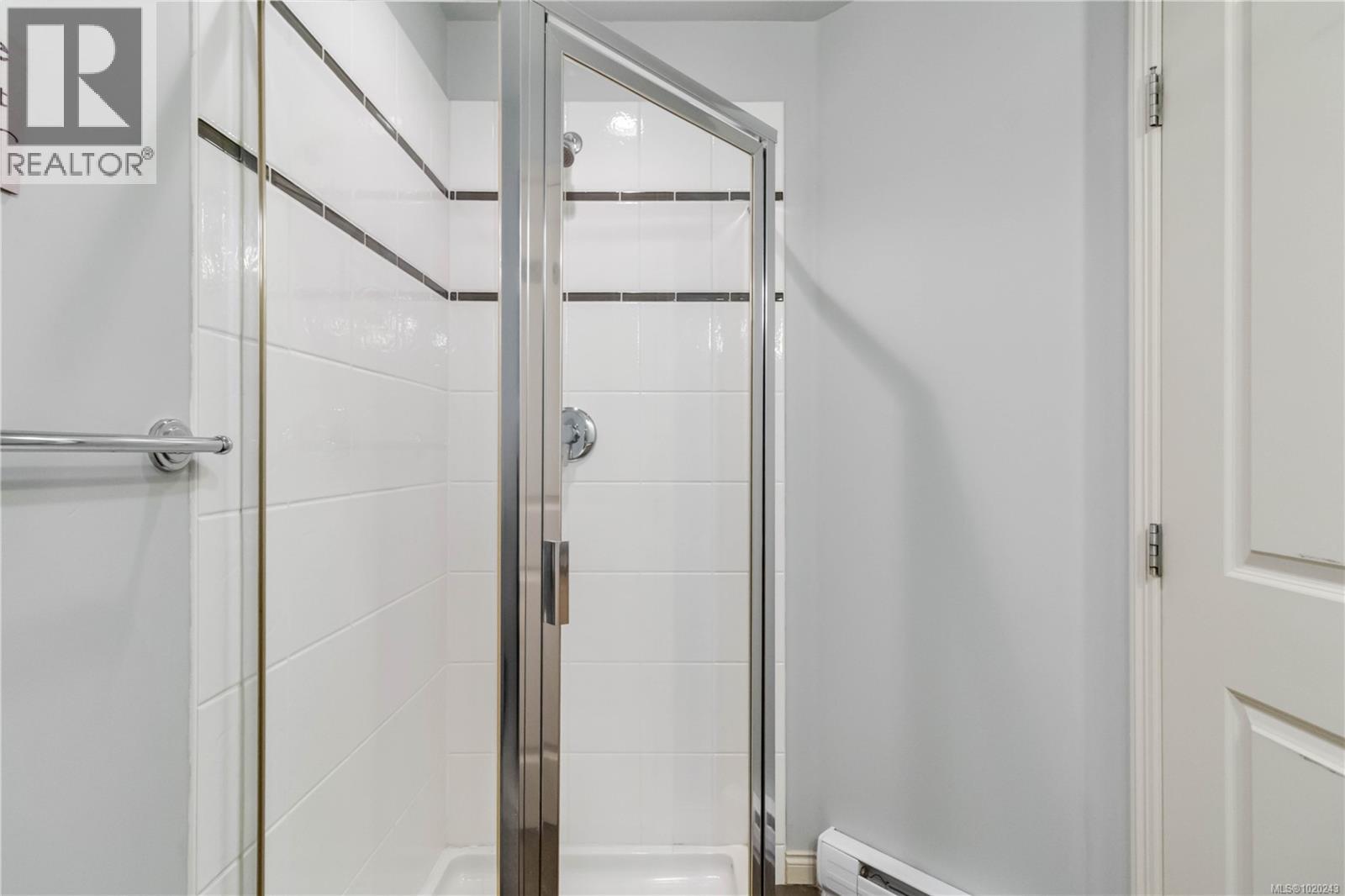 201 821 Goldstream Ave, Langford