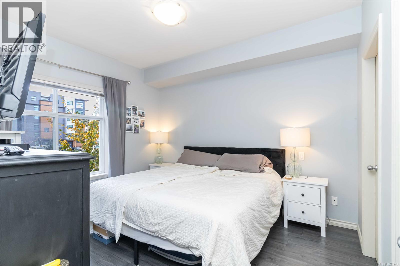 201 821 Goldstream Ave, Langford