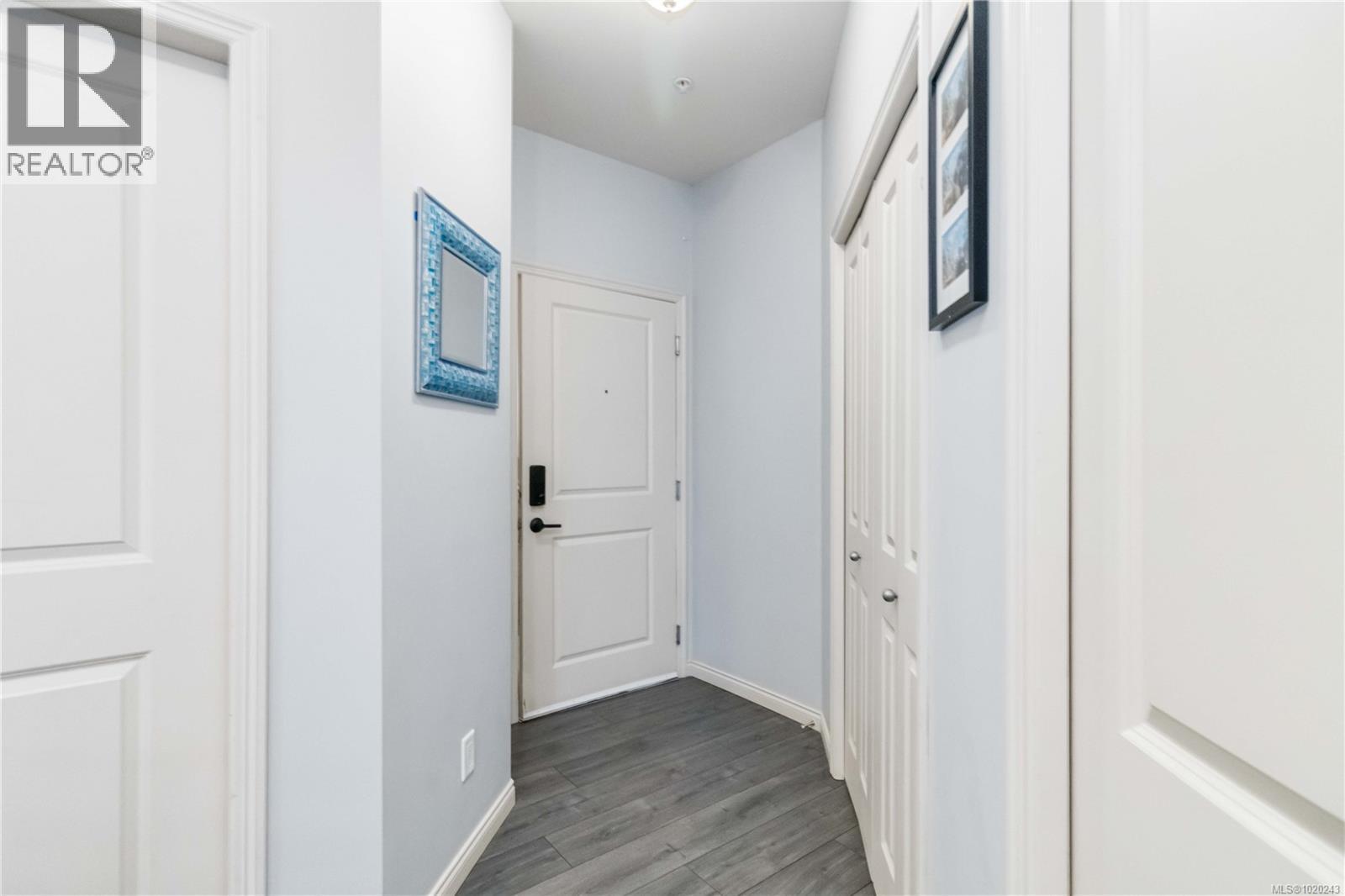 201 821 Goldstream Ave, Langford