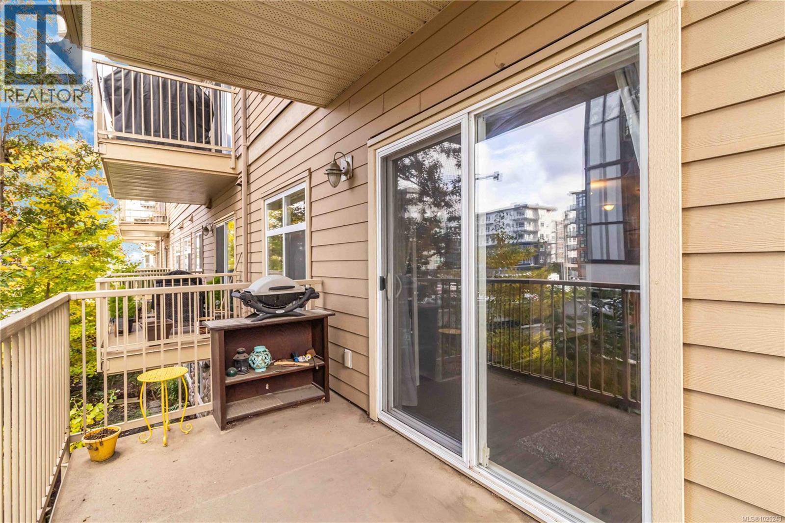 201 821 Goldstream Ave, Langford