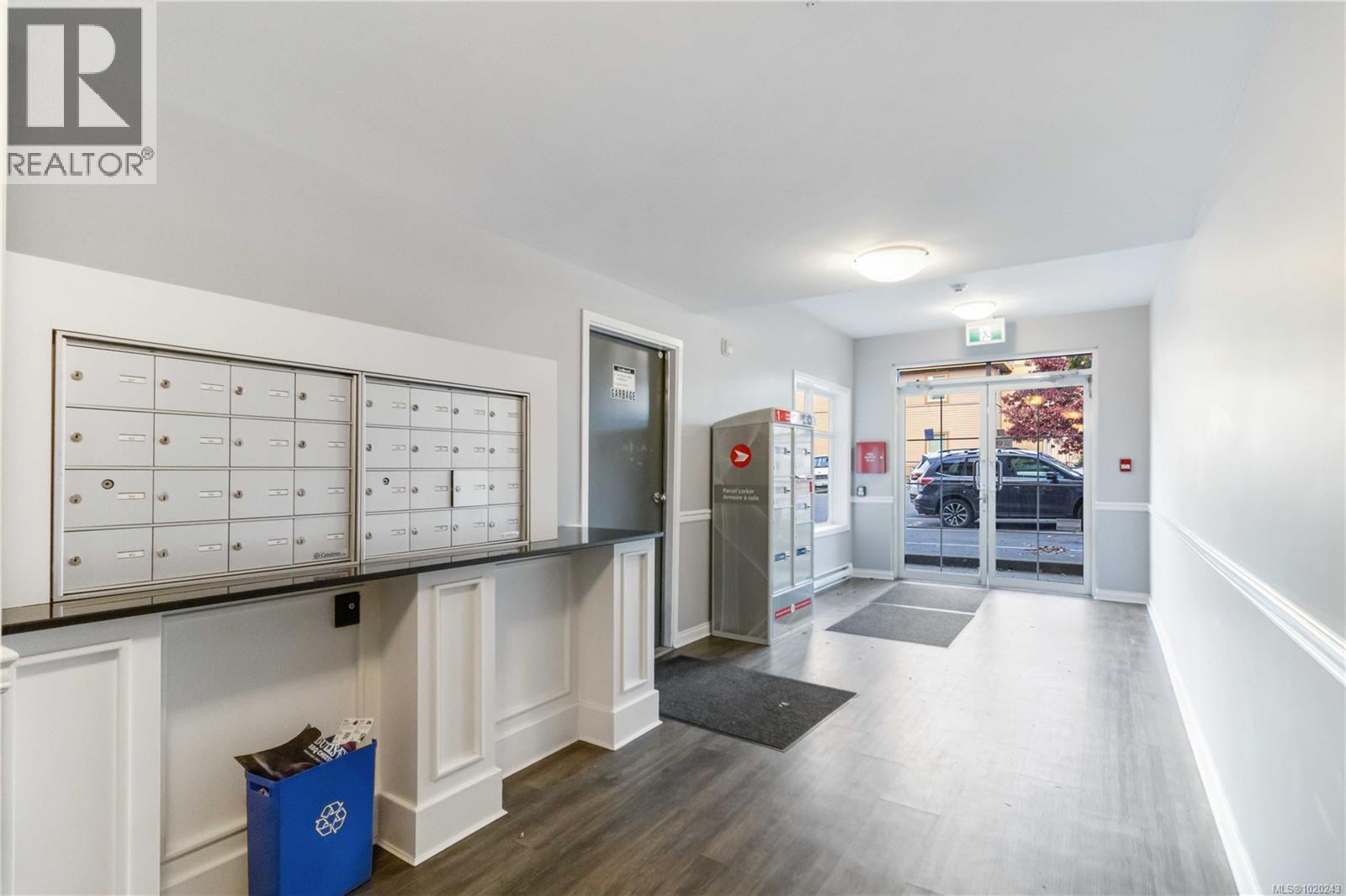 201 821 Goldstream Ave, Langford