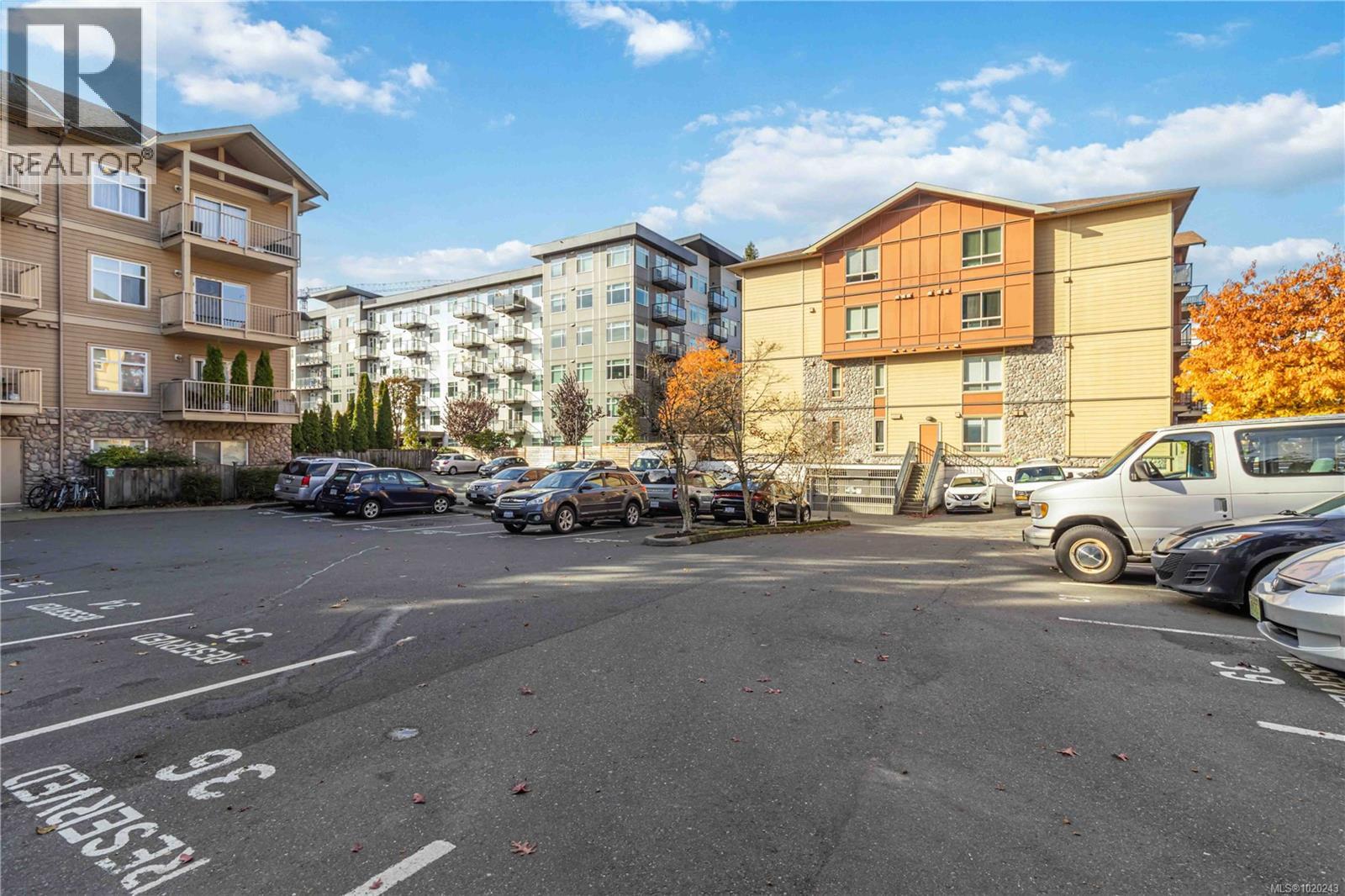 201 821 Goldstream Ave, Langford