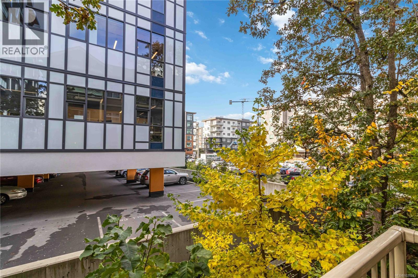 201 821 Goldstream Ave, Langford