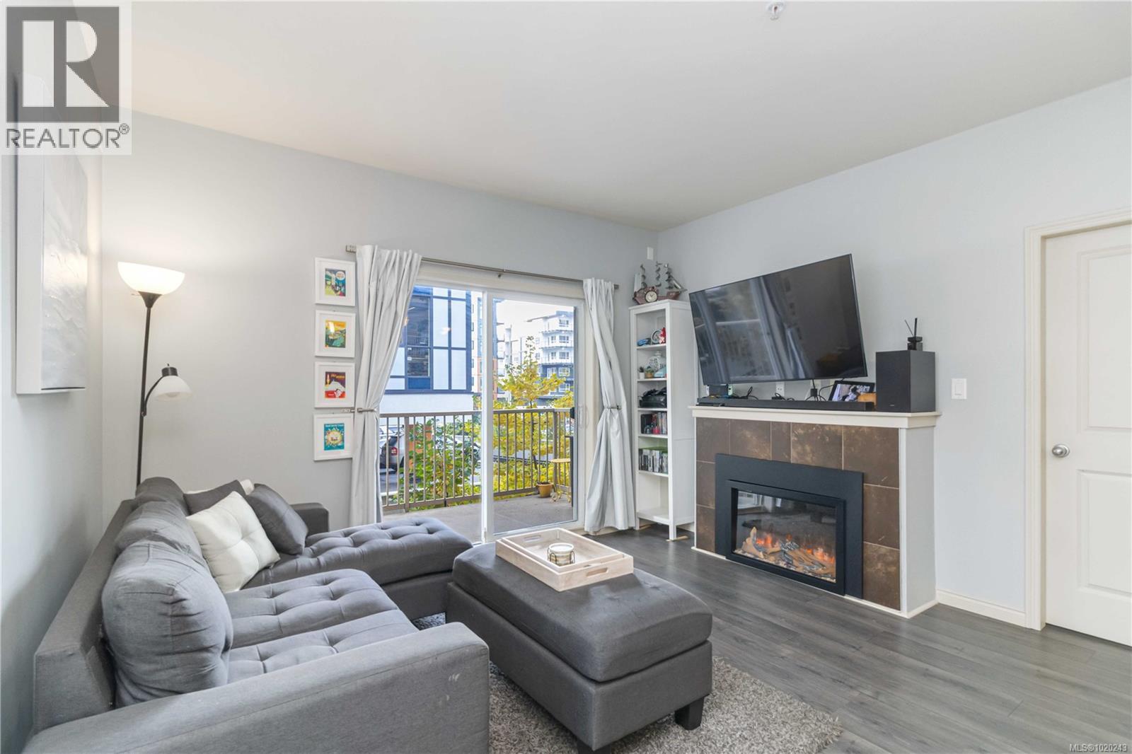 201 821 Goldstream Ave, Langford