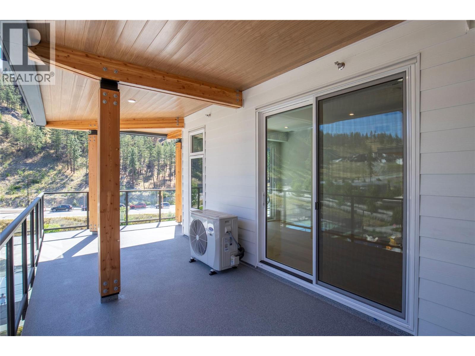 501 9652 Benchland Drive, Lake Country