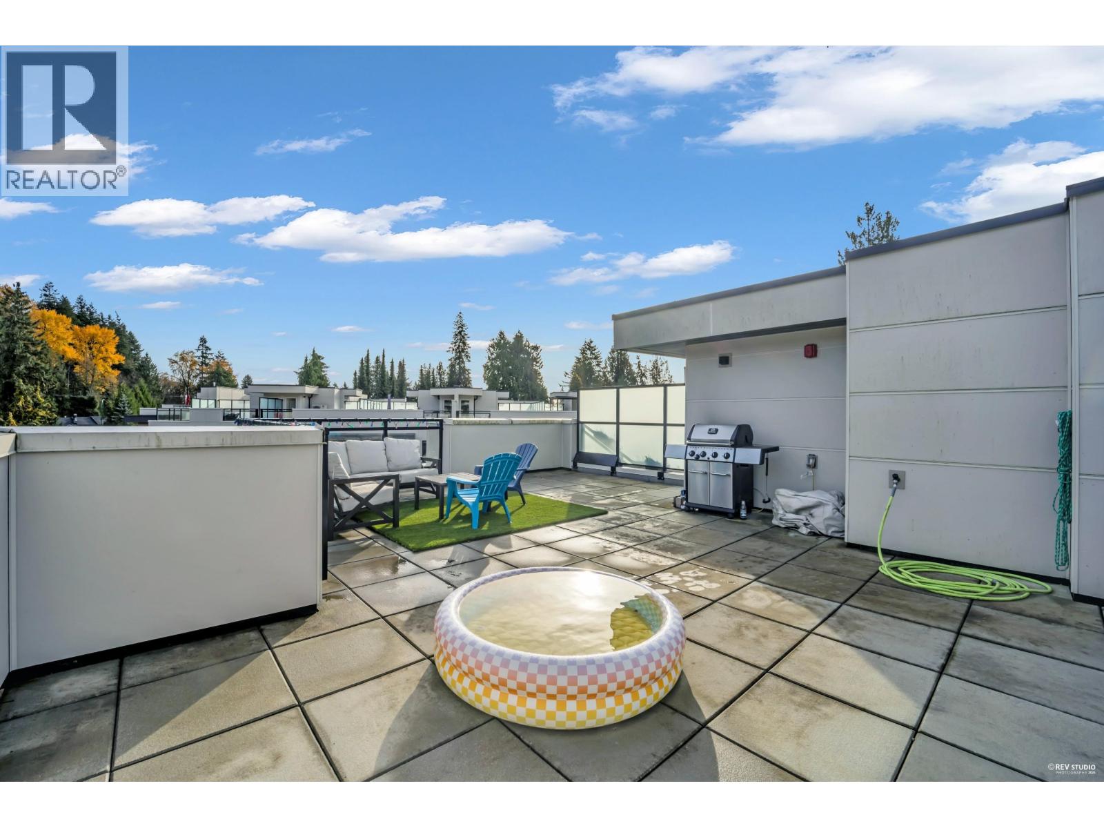 247 2035 GLENAIRE DRIVE, North Vancouver