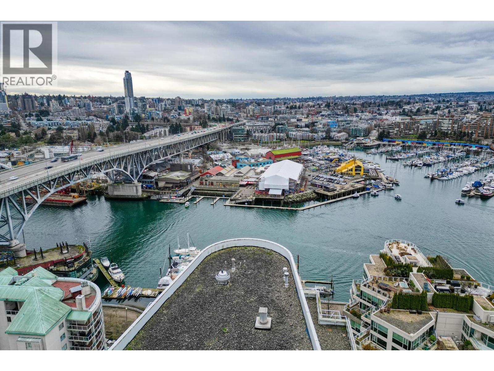 902 1500 HOWE STREET - Photo 2 of 36, Vancouver, British Columbia