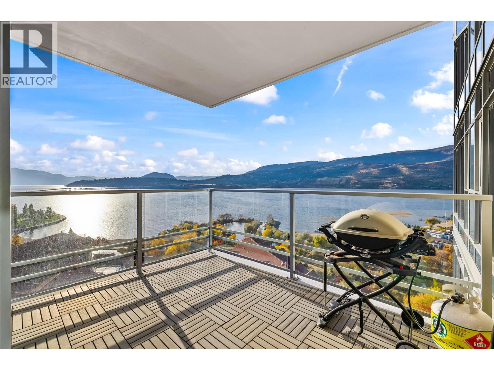 2107 1075 Sunset Drive, Kelowna