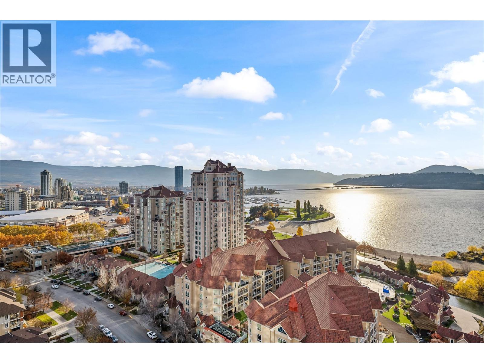 2107 1075 Sunset Drive, Kelowna