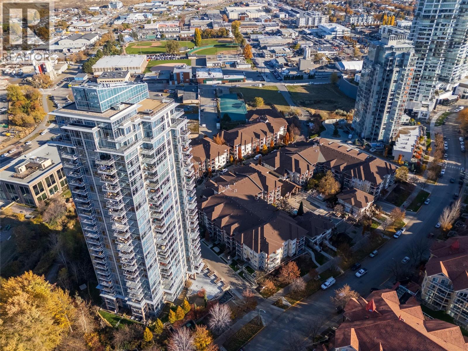 2107 1075 Sunset Drive, Kelowna