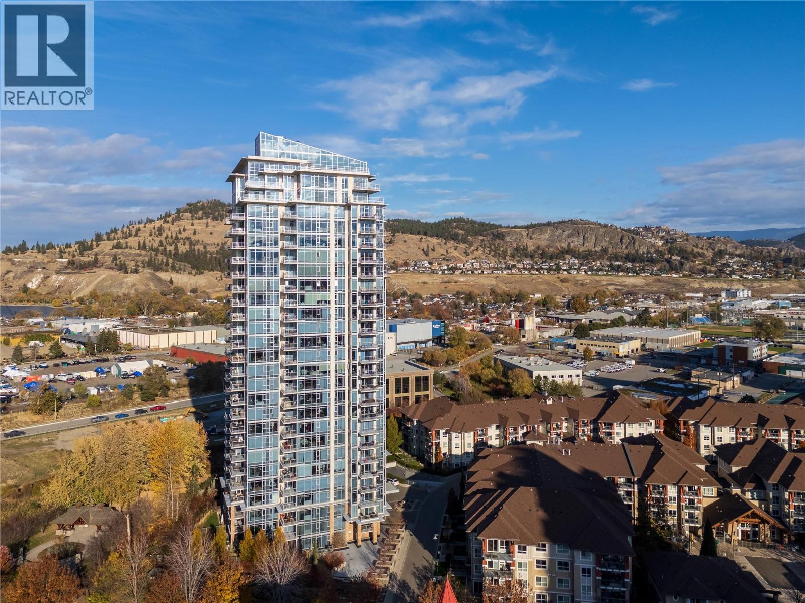 2107 1075 Sunset Drive, Kelowna