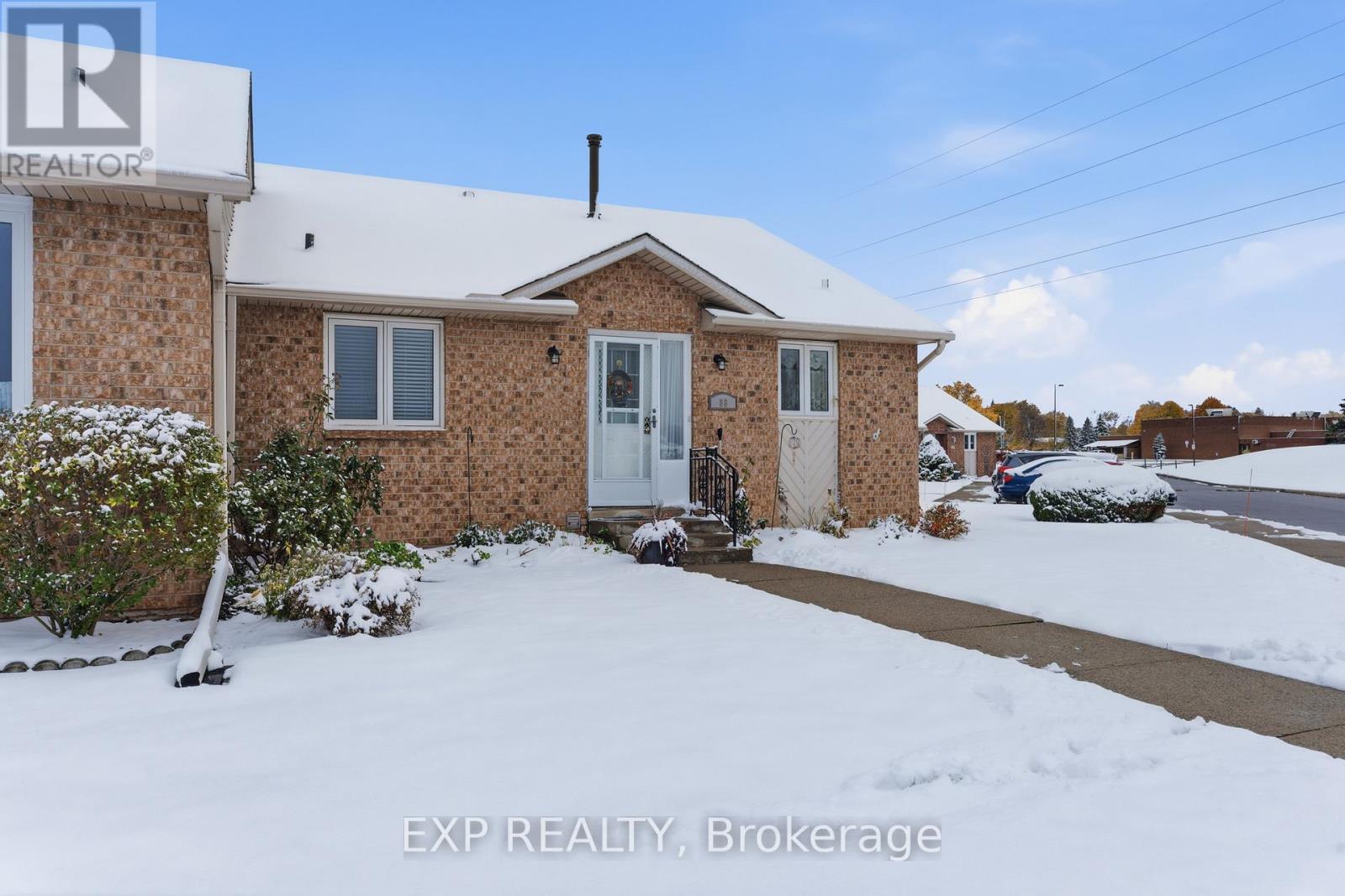 88 - 122 BUNTING ROAD - Photo 2 of 30, St. Catharines (E. Chester), Ontario