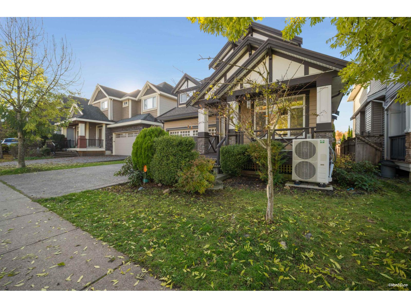 8197 211 STREET, Langley