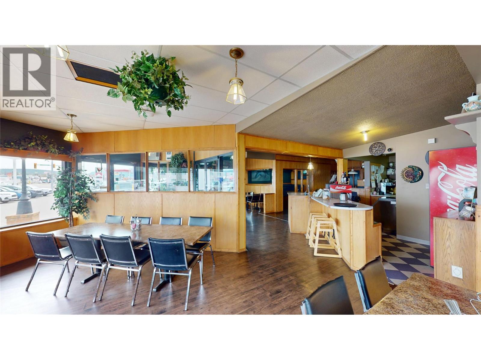 611 Cranbrook Street N, Cranbrook