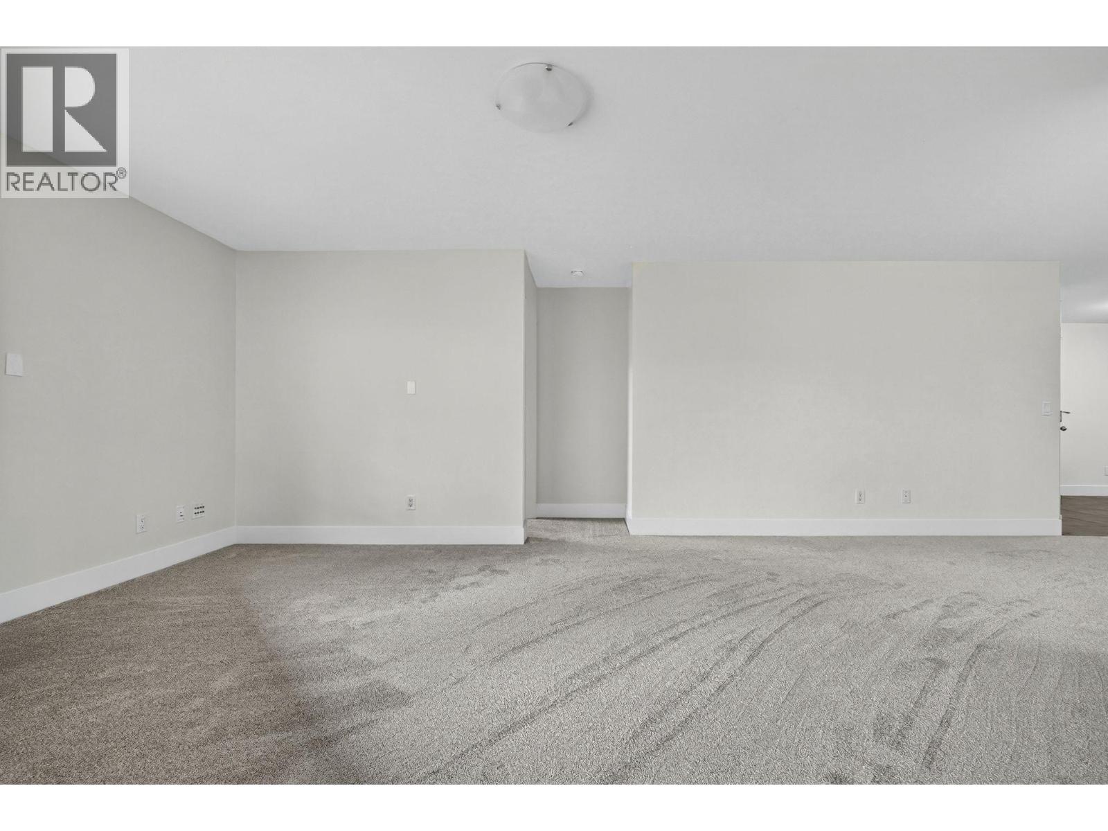 409 135 Ziprick Road, Kelowna