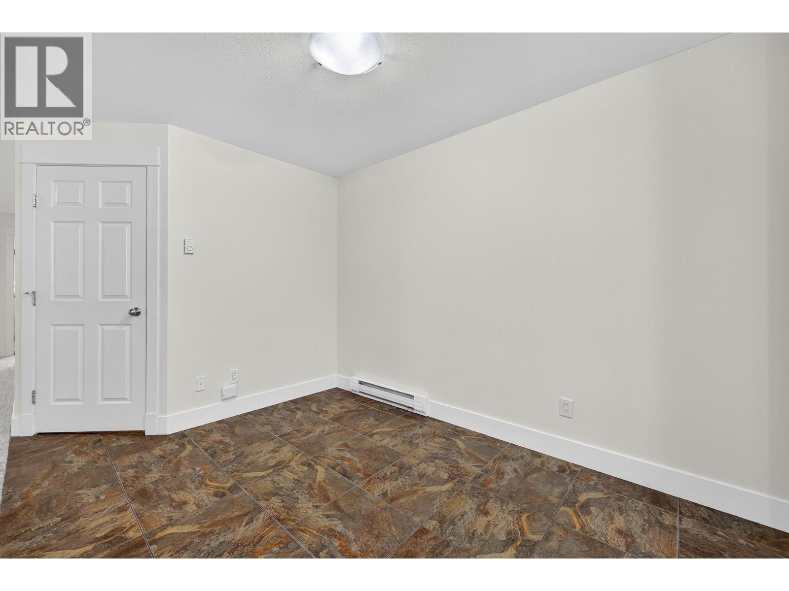 409 135 Ziprick Road, Kelowna