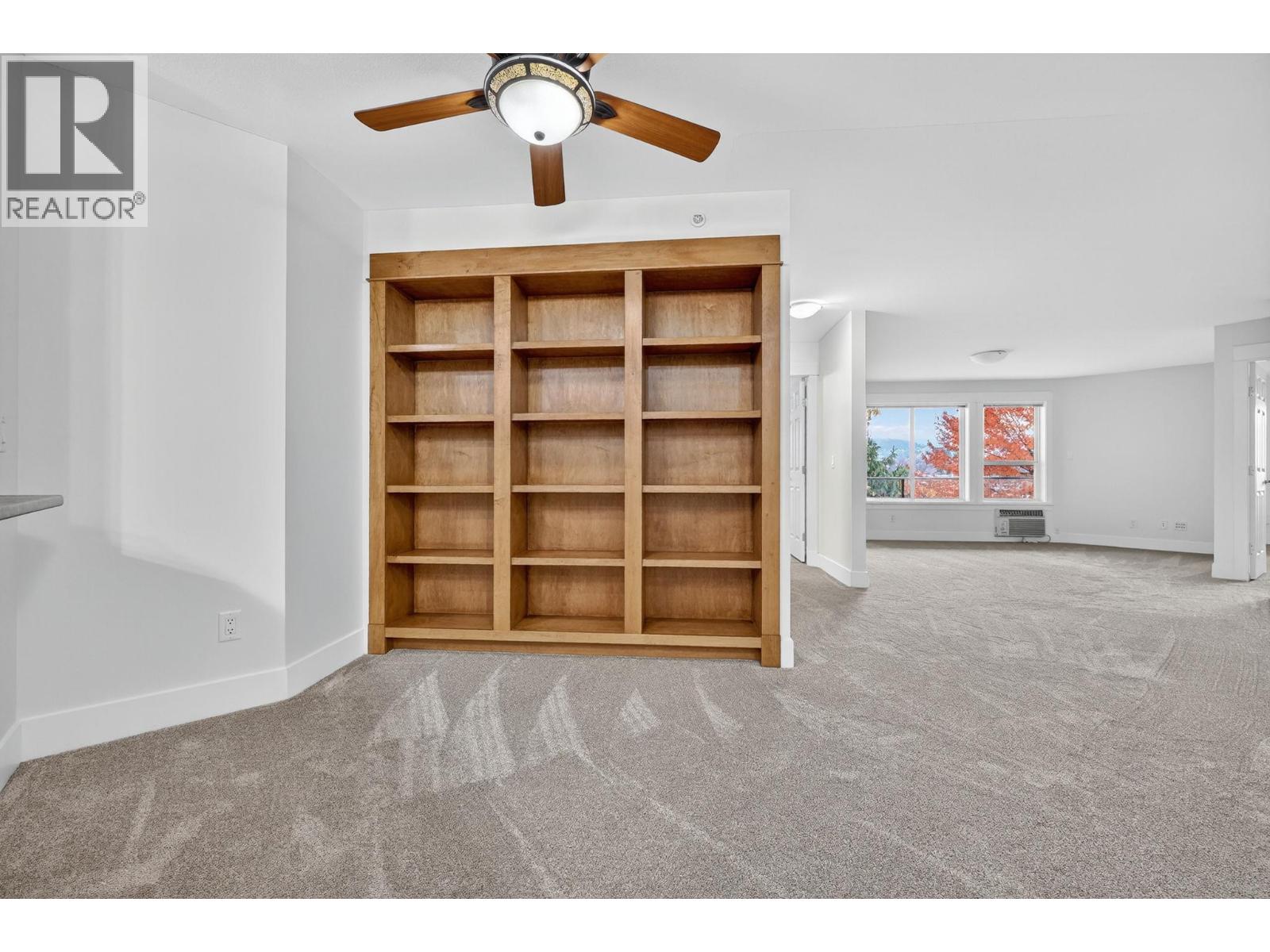 409 135 Ziprick Road, Kelowna