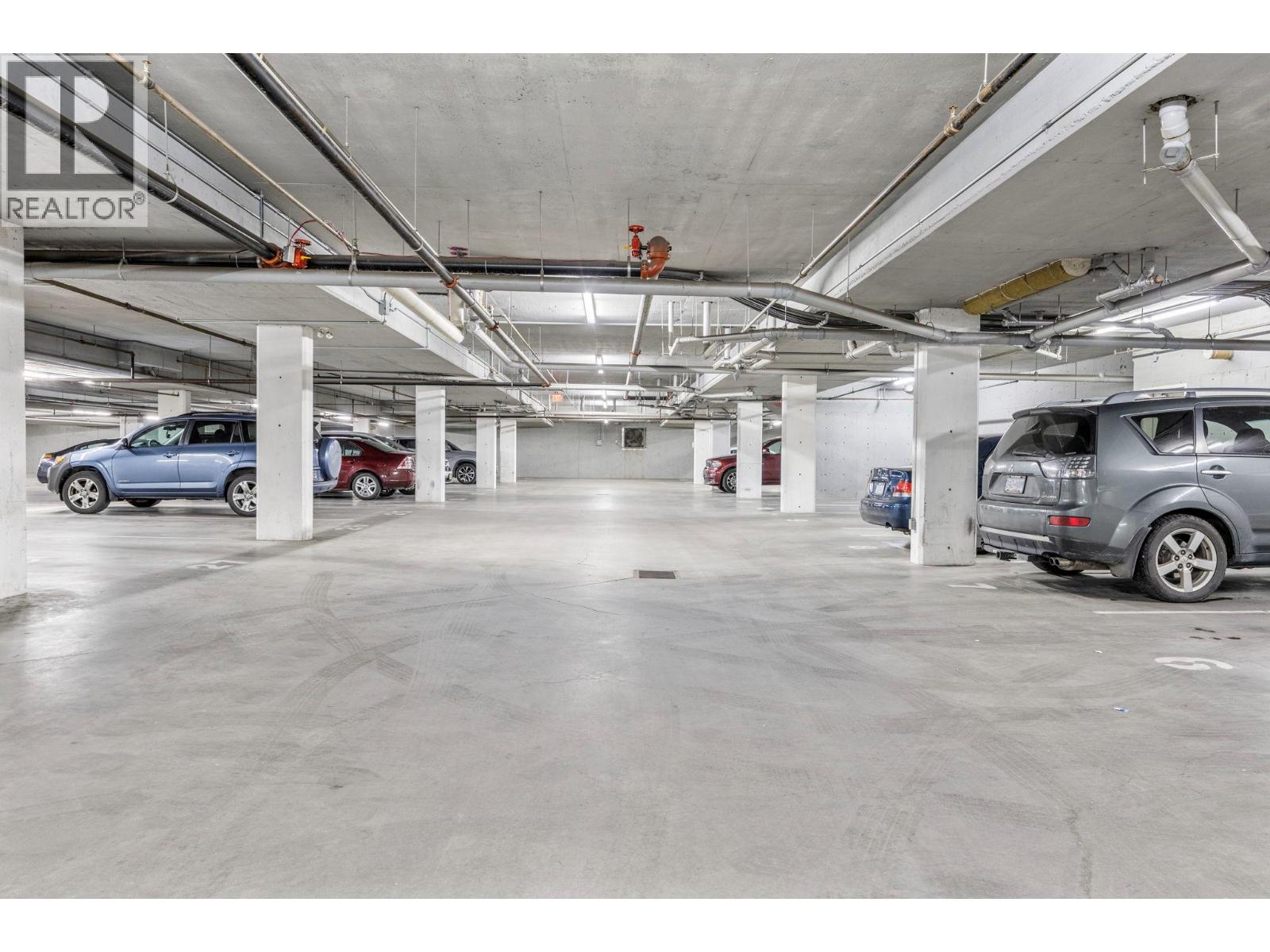 409 135 Ziprick Road, Kelowna