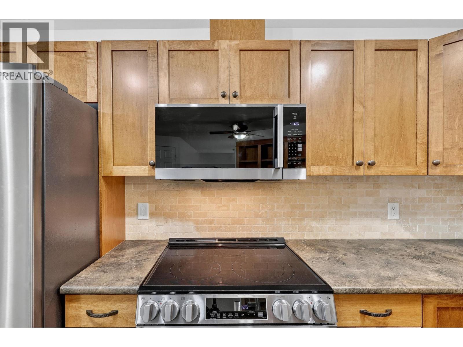 409 135 Ziprick Road, Kelowna