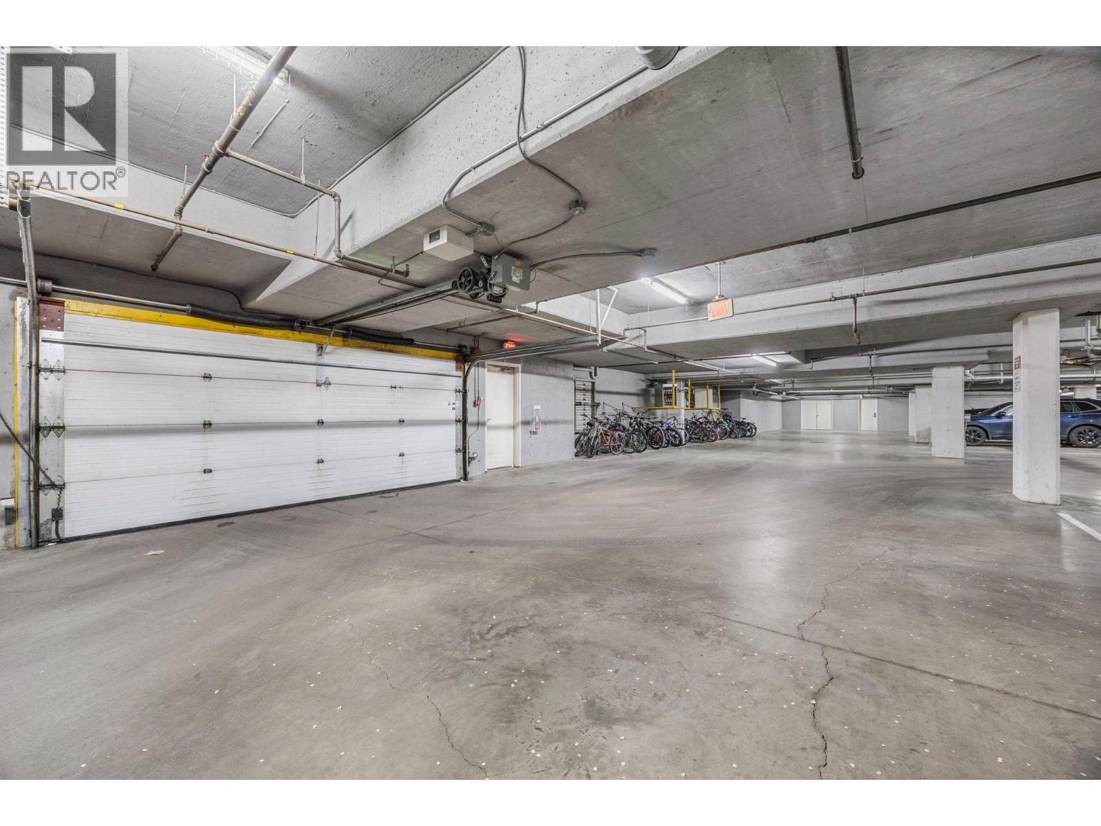 409 135 Ziprick Road, Kelowna