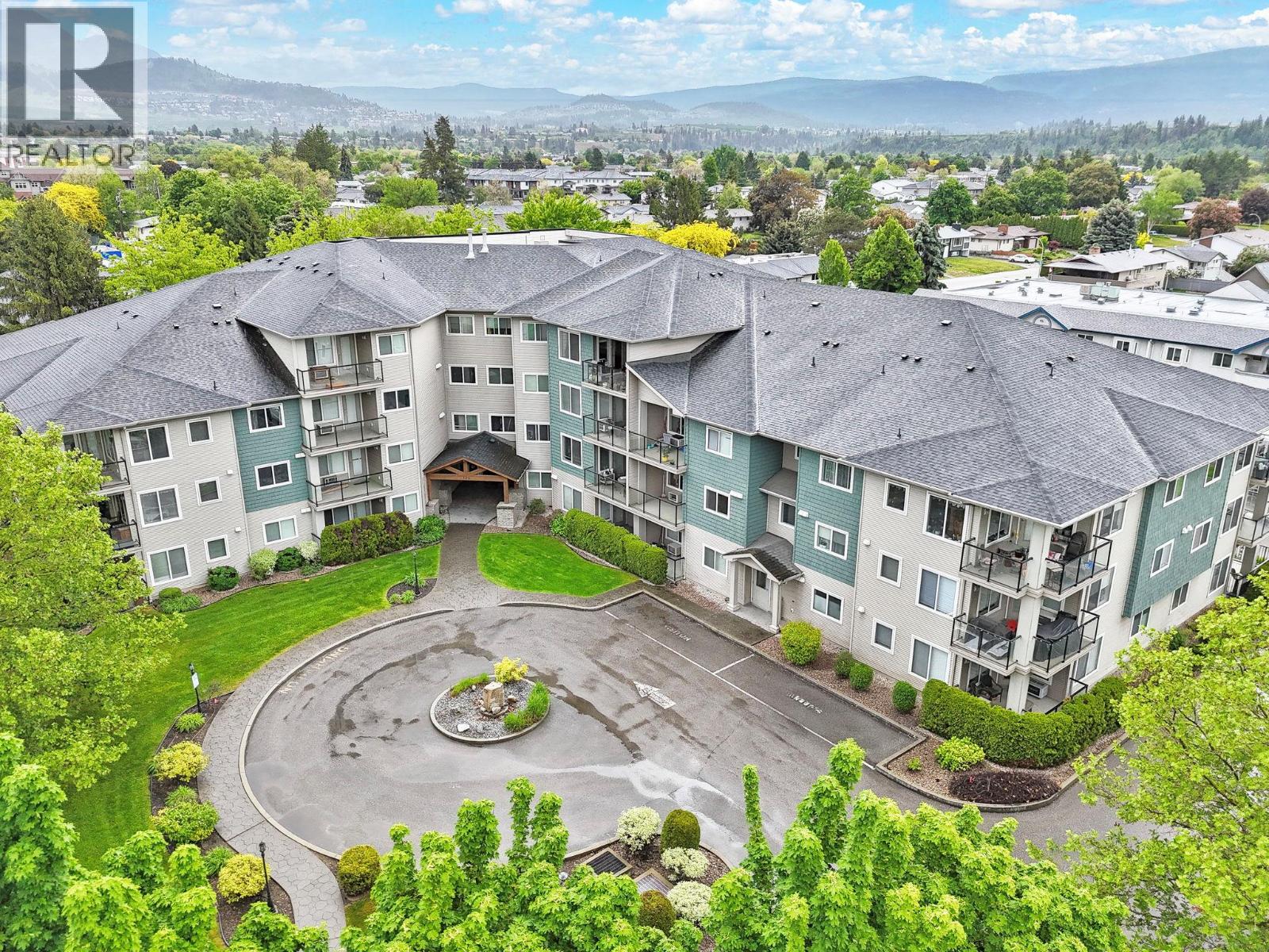 409 135 Ziprick Road, Kelowna