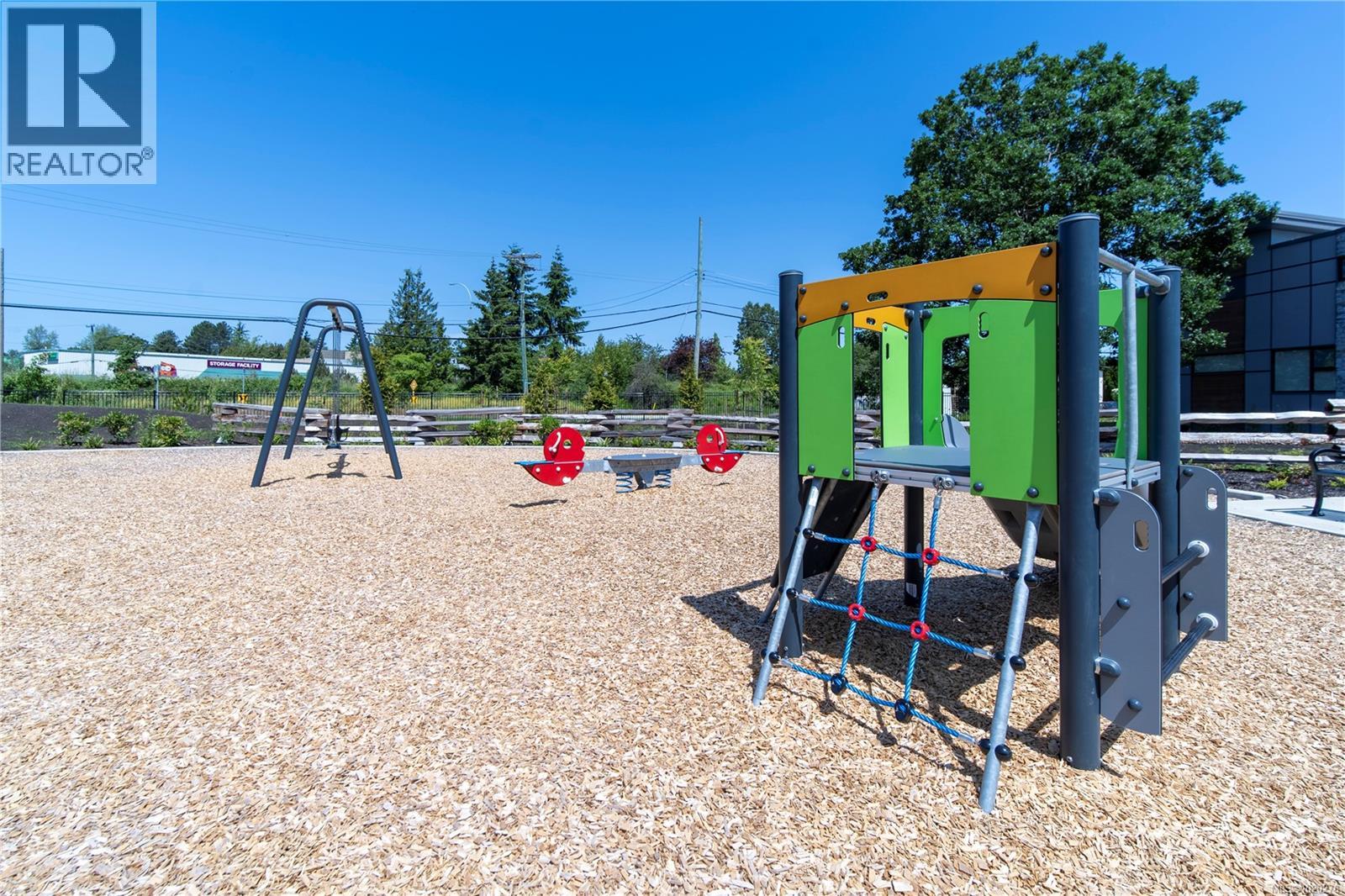 18 4253 Dieppe Rd, Saanich