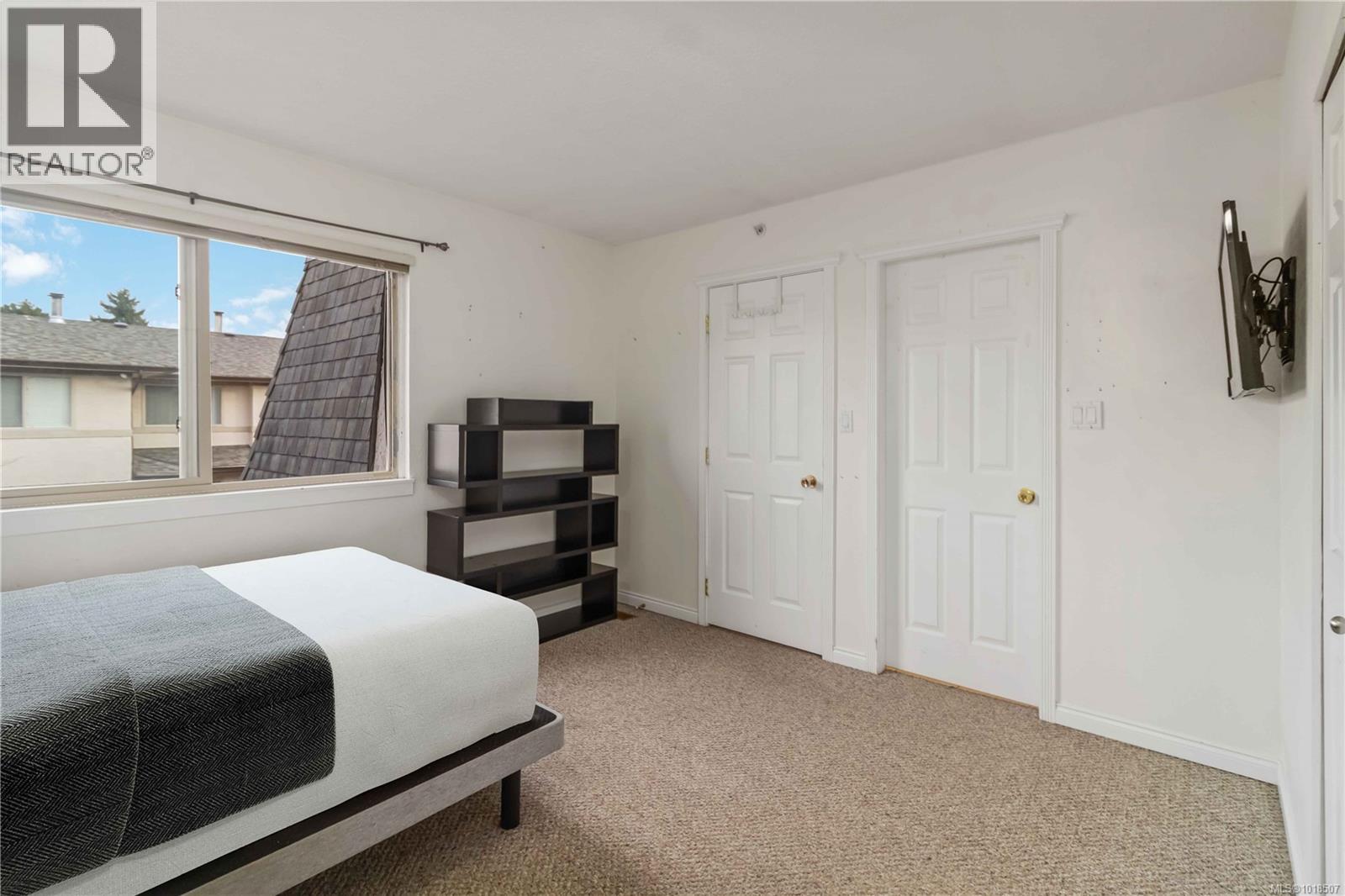 44 4061 Larchwood Dr, Saanich