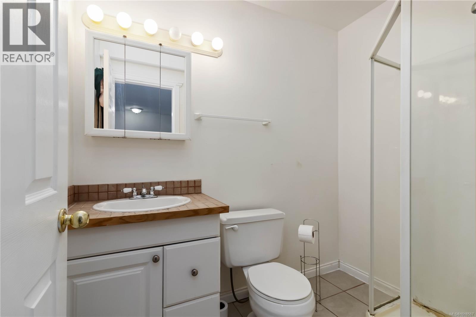 44 4061 Larchwood Dr, Saanich