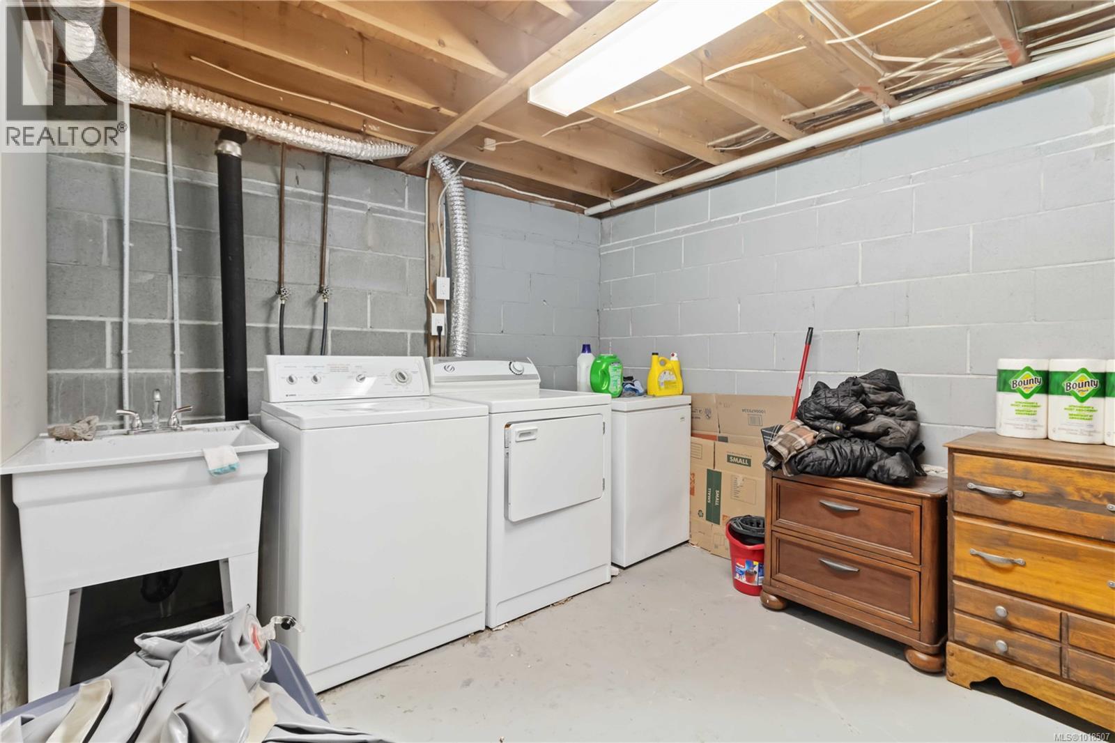 44 4061 Larchwood Dr, Saanich