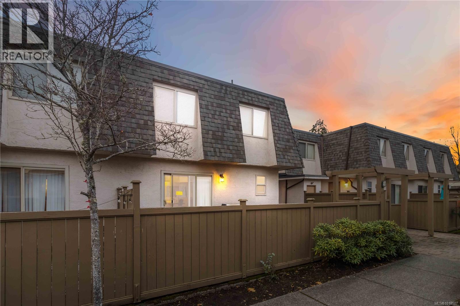 44 4061 Larchwood Dr, Saanich