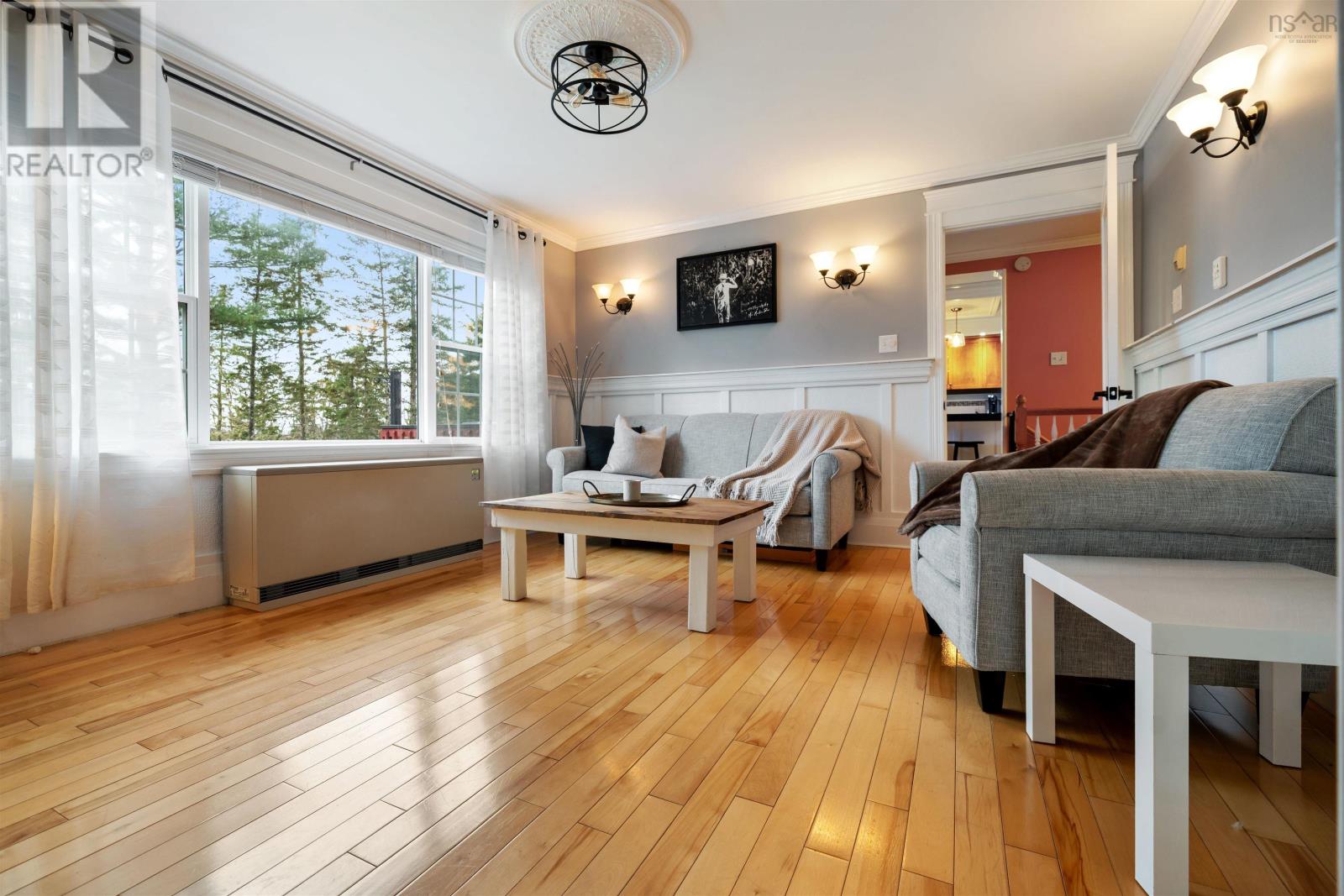 Property 28 of 49 of 2510 Picken Street