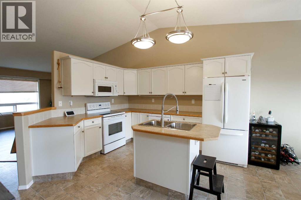 13 Kenny Close, Red Deer