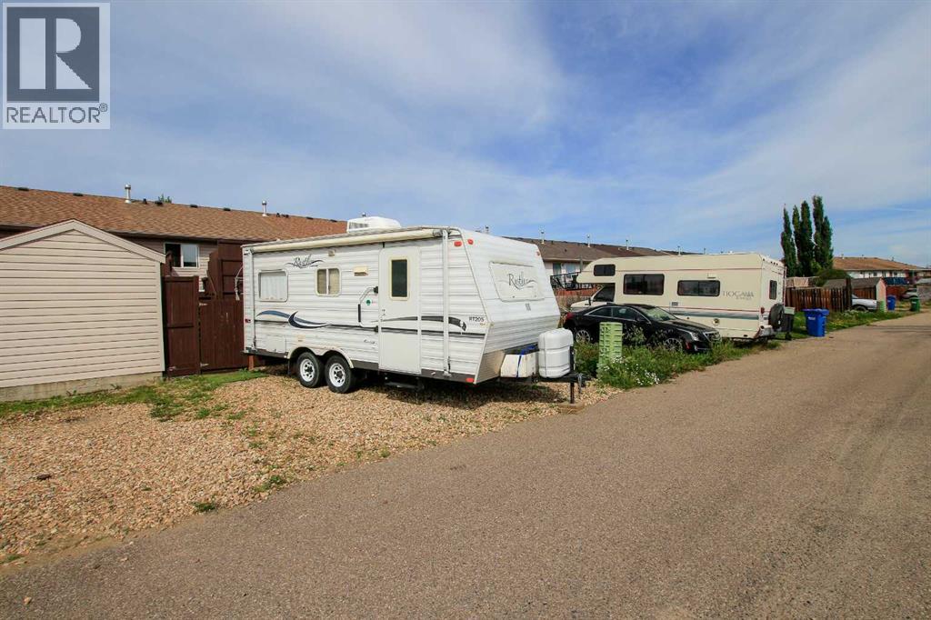 13 Kenny Close, Red Deer