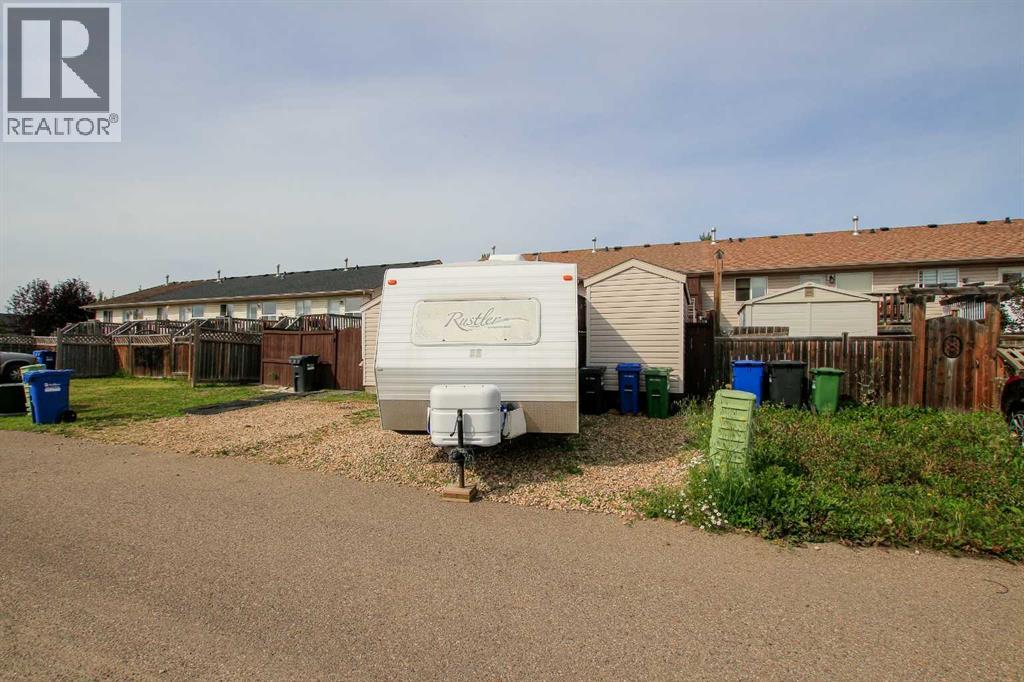 13 Kenny Close, Red Deer