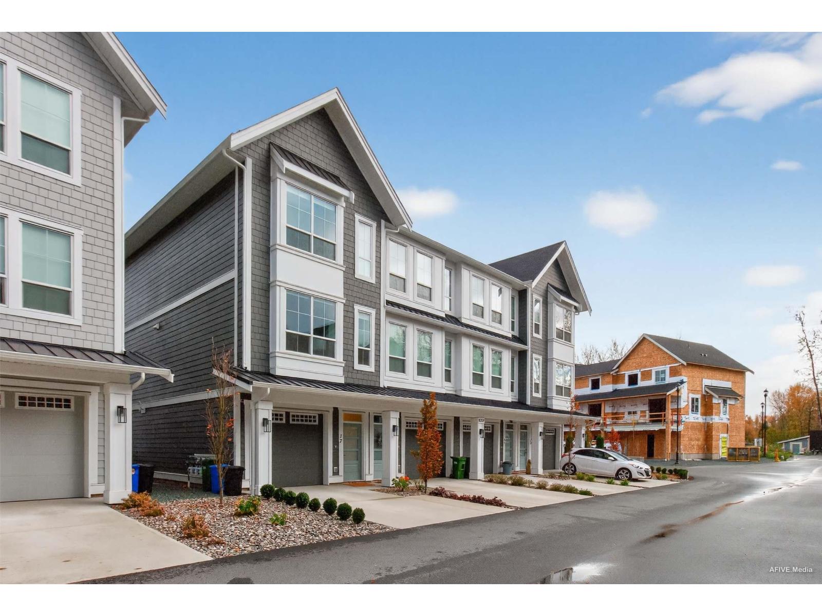 17 8200 FOXFERN ROAD, Lower Landing, Chilliwack