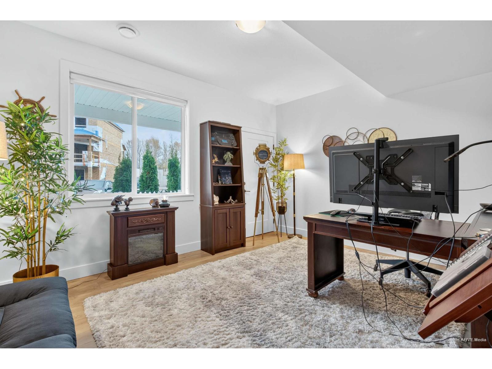 17 8200 FOXFERN ROAD, Lower Landing, Chilliwack