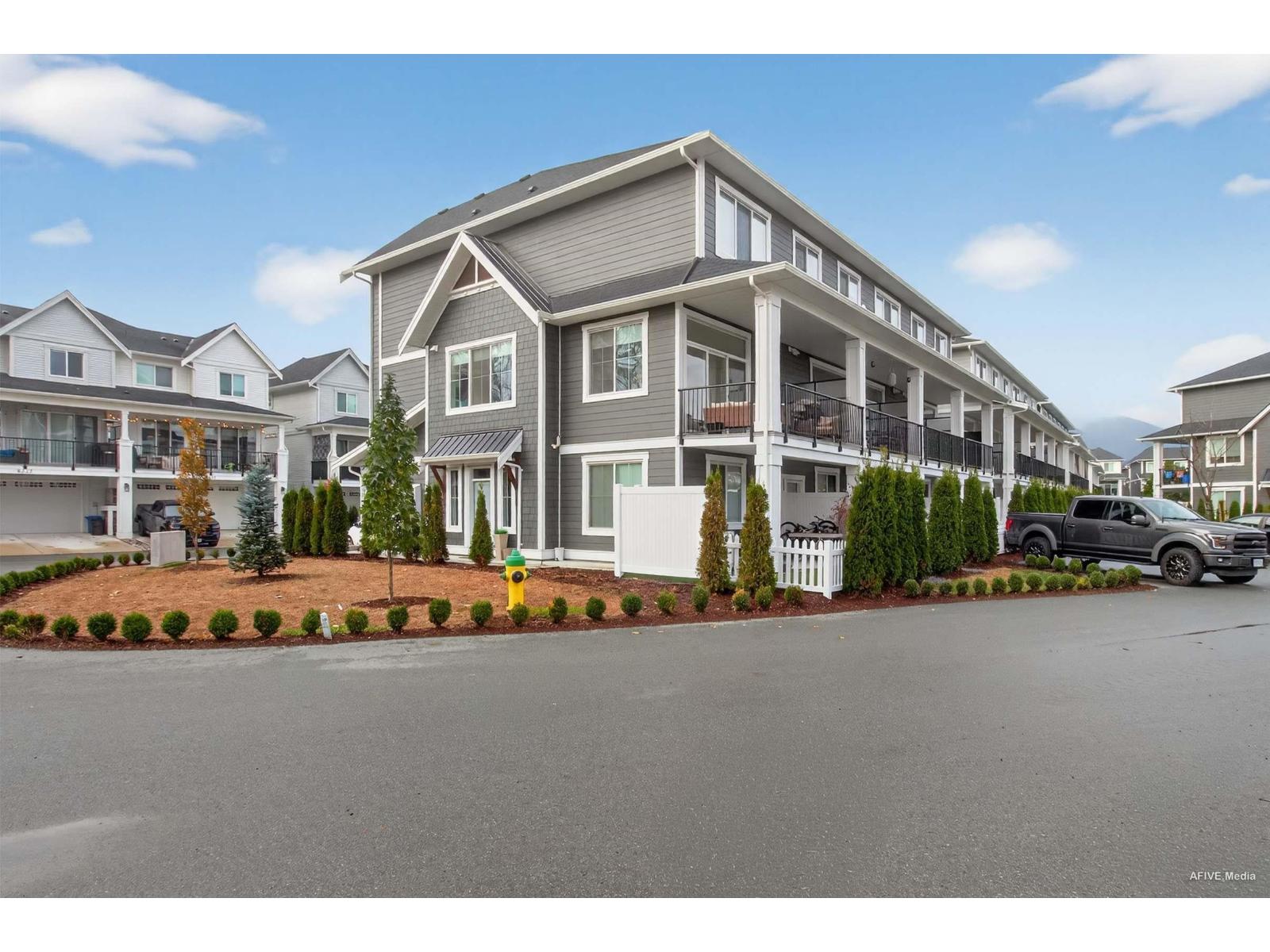 17 8200 FOXFERN ROAD, Lower Landing, Chilliwack