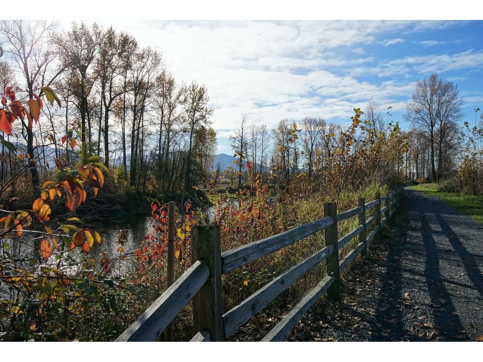 17 8200 FOXFERN ROAD, Lower Landing, Chilliwack