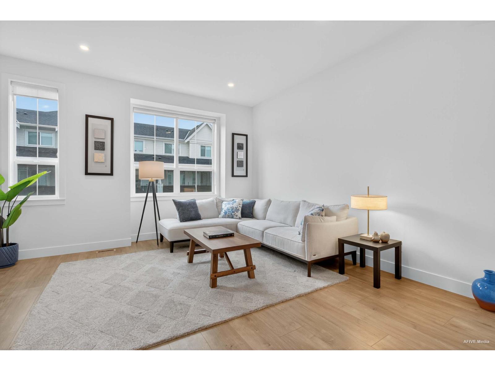 17 8200 FOXFERN ROAD, Lower Landing, Chilliwack