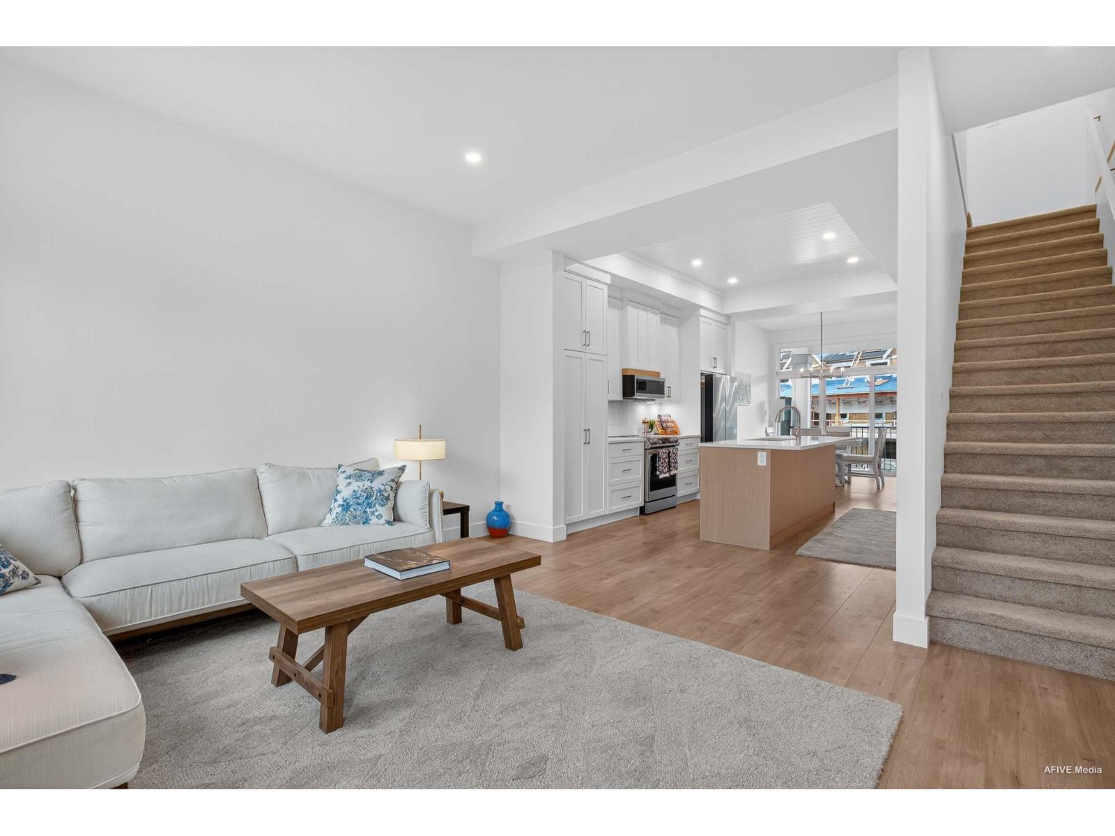 17 8200 FOXFERN ROAD, Lower Landing, Chilliwack