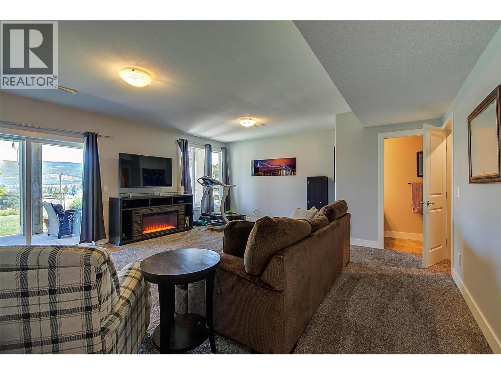  9761 Crofton Road, Lake Country