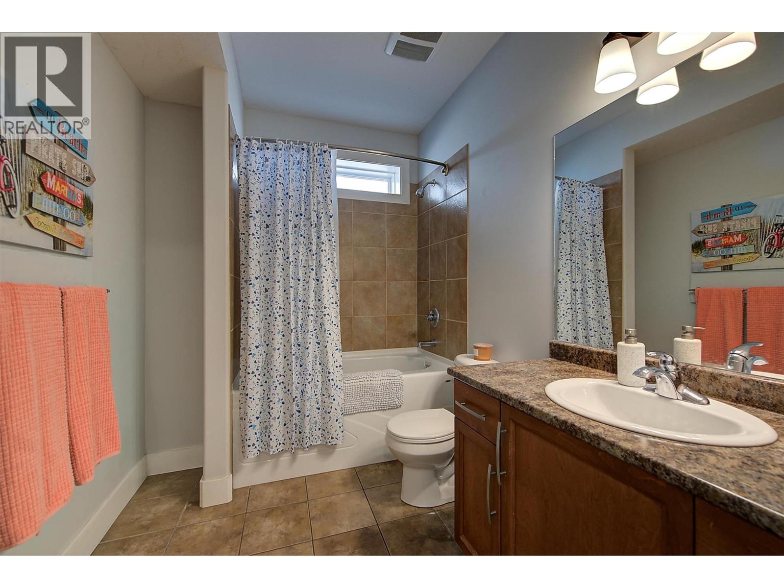  9761 Crofton Road, Lake Country