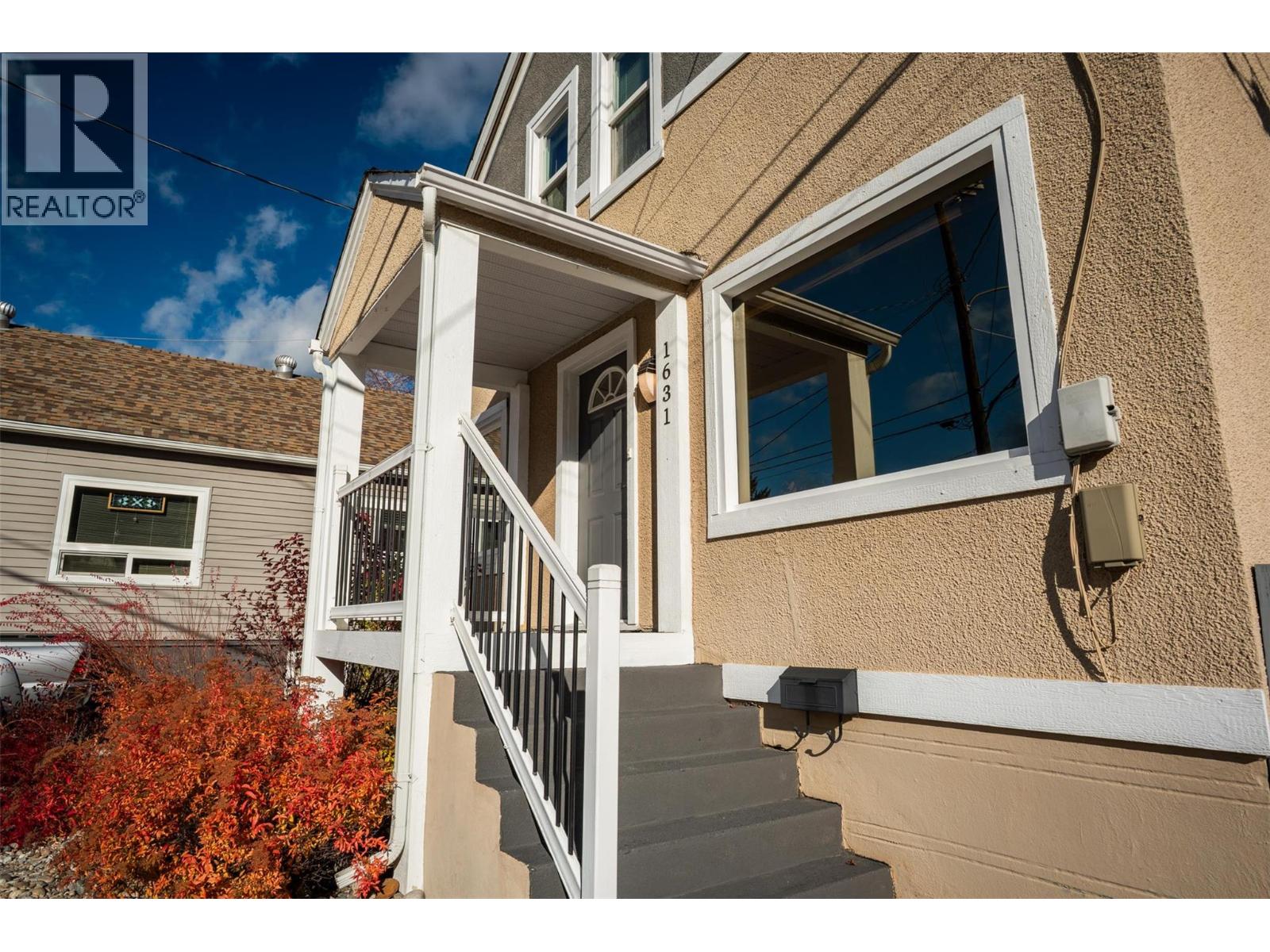 1631 Fifth Avenue, Trail