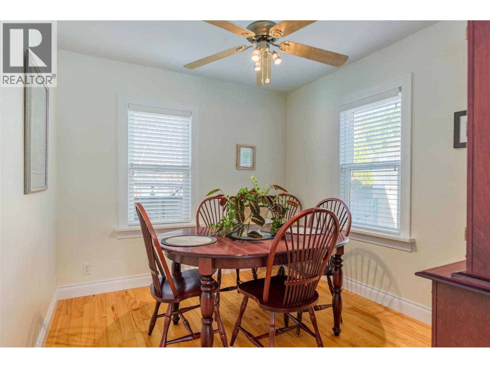 1631 Fifth Avenue, Trail