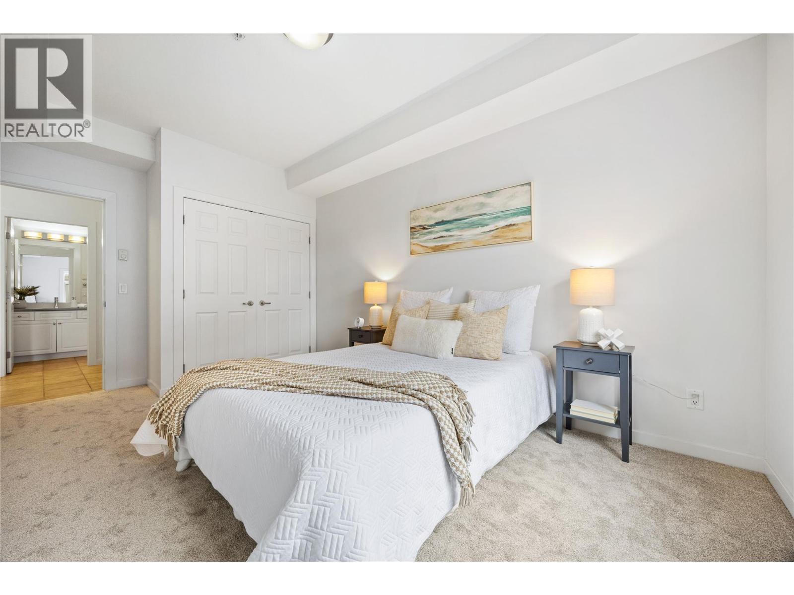 302 538 McKay Avenue, Kelowna